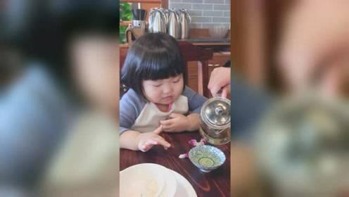 肉的发音视频,肉发音视频带你领略美味瞬间