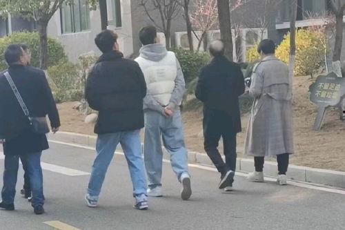 吃瓜外国网红事件,揭秘网络舆论的狂欢与反思