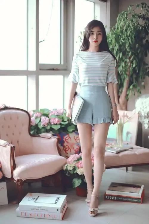我和丝袜美女的事,我与丝袜美女的浪漫邂逅