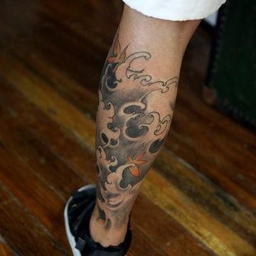 遮小腿纹身的蕾丝袜,揭秘蕾丝袜下的神秘小腿纹身