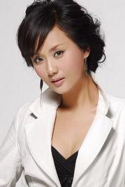 李颖的丝袜,李颖演绎时尚与魅力的完美融合