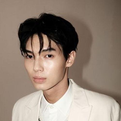 泰国男明星粉丝量,粉丝量突破百万，魅力无法挡！”