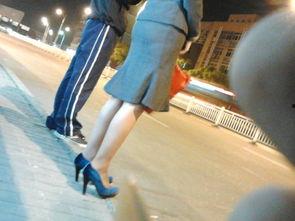 偷拍30岁丝袜美妇人